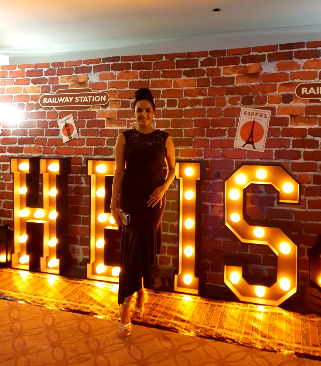 NataliaBarbah's tweet photo. Amazing evening @heistawards @PrincipalHotel with the fabulous @stephbreakfast 😍 #heist2019 #HigherEducation #awards #Prospects #Manchester #lovemyjob https://t.co/uAW7w91g3c