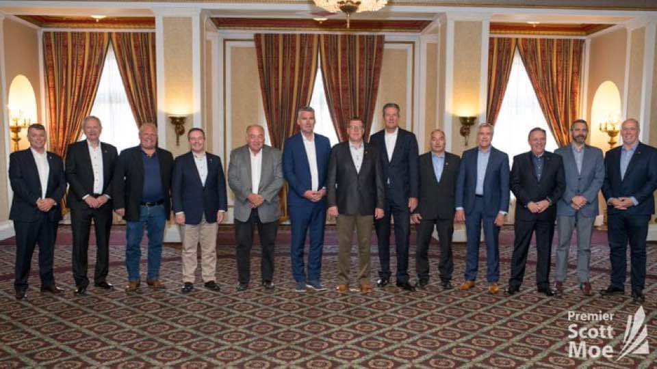 HeatherMoAndCo's tweet photo. The stunning display of diversity of Canada’s #PremiersConference.
#CanadaProud & their affiliate #DarkMoney disinformation partners, surely must be so, um, “proud” of such a display.
#cdnpoli #ONpoli #ABleg, #BCpoli https://t.co/PrzsOBtW5X