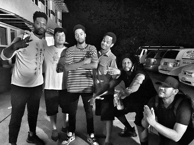 tilwil18's tweet photo. Was happy to introduce these guys to the team in Maui. They all killed it. Stoked to piece together amazing squads like this in the future too. #setlife #squad #camera #audio #director #homies #work #hawaii #livingourbestlives #workflow #makingtvmagic https://t.co/byCUtlgfM3 https://t.co/AyXORuLMJe