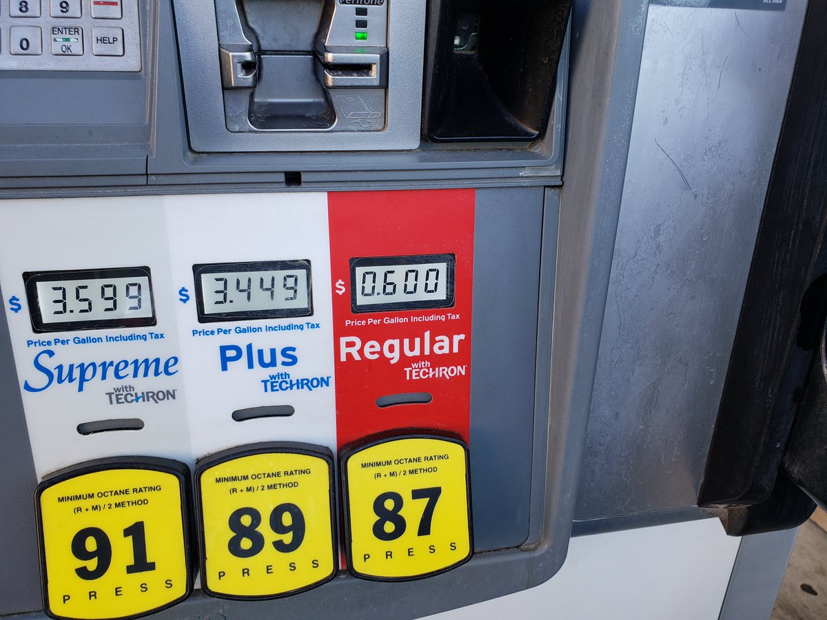 fox5 las vegas on twitter drivers are rushing to terribleherbst to take advantage of the limited time 0 60 gas prices westbound sunset is packed kensmithtv estimates people will save about 30 vs twitter