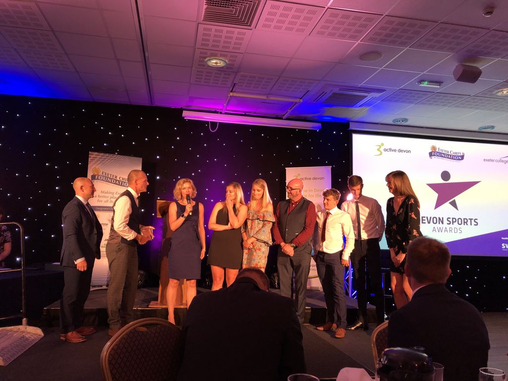 And the winner BUSINESS CONTRIBUTION TO STAFF WELLBEING THROUGH SPORTING ACTIVITY 2019  is <a href="/AxminsterTools/">Axminster Tools</a>! 👏 
#dsa2019
<a href="/Exe_Foundation/">Exeter Chiefs Foundation</a> <a href="/ExeterCollege/">Exeter College</a> <a href="/activedevon/">Active Devon</a>