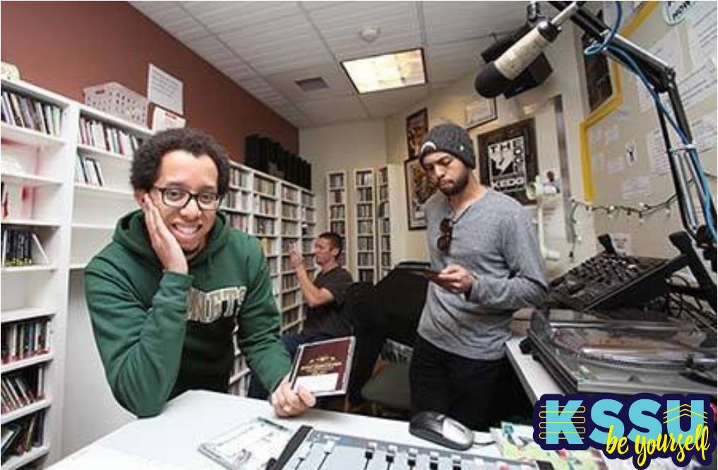 kssuSparky's tweet image. It's throw back Thursday! 👀 Here's a picture of some of our DJ's from 2014 getting ready to hop on air 🔥 If you're interested in becoming a DJ or learning more visit our website kssu.com or click on the link in our bio! 🤖 #KSSU