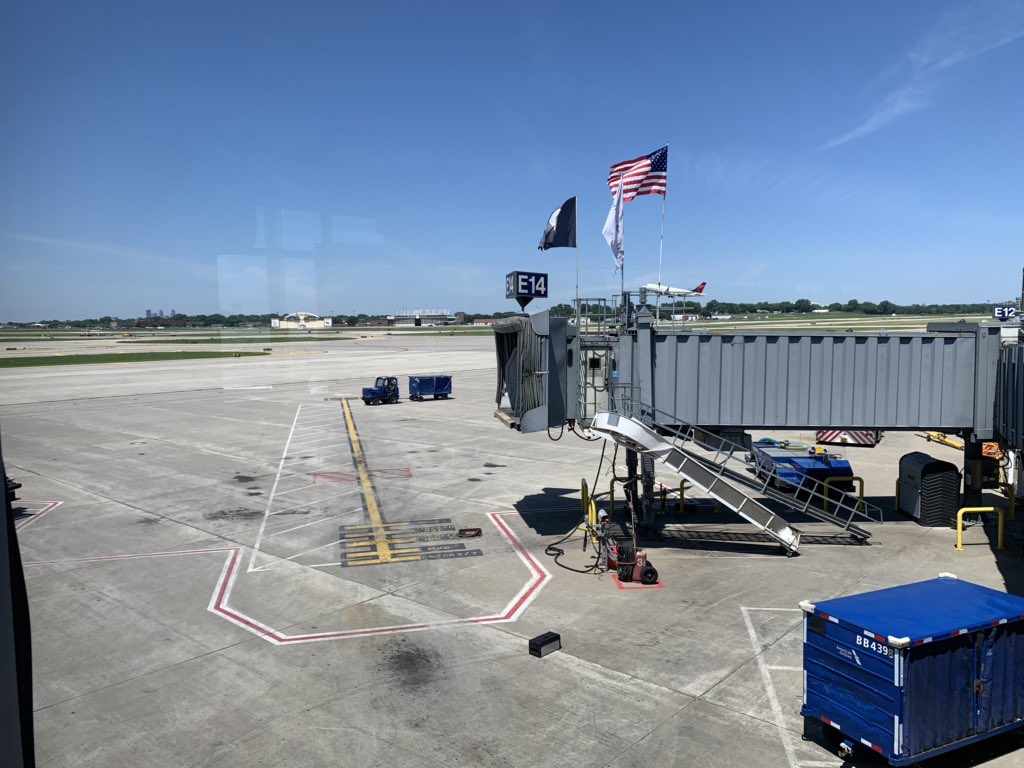 patgrayjr's tweet photo. Boarding in 1 minute from gate E14 @AmericanAir. Me thinks not... Thanks for wasting more of my life with fake boarding times and unannounced delays. https://t.co/e87a5tkgNN