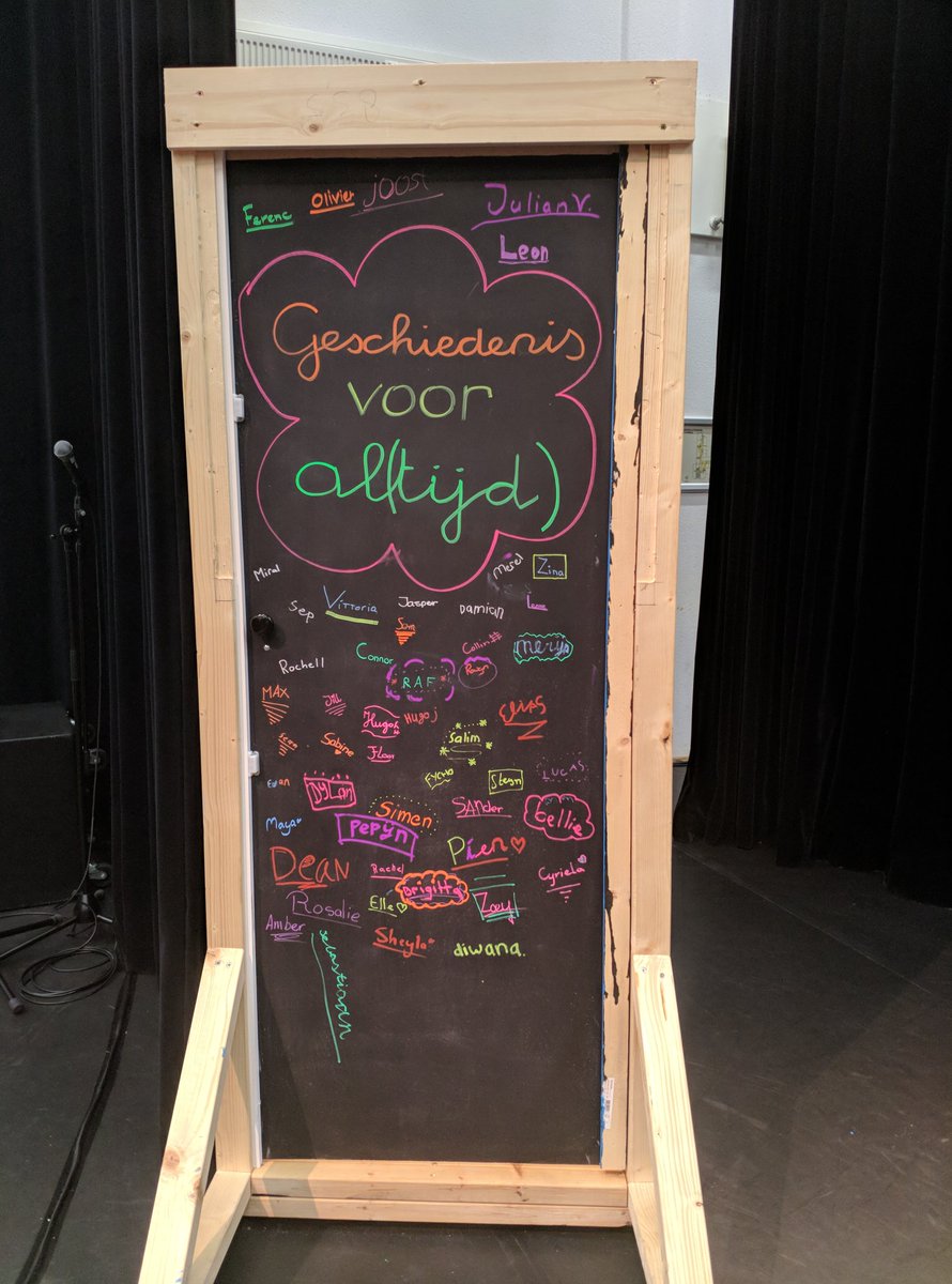 Afscheidsmusical musical klaar. Wat een klasse deze laatste avond. Nu echt voor altijd geschiedenis