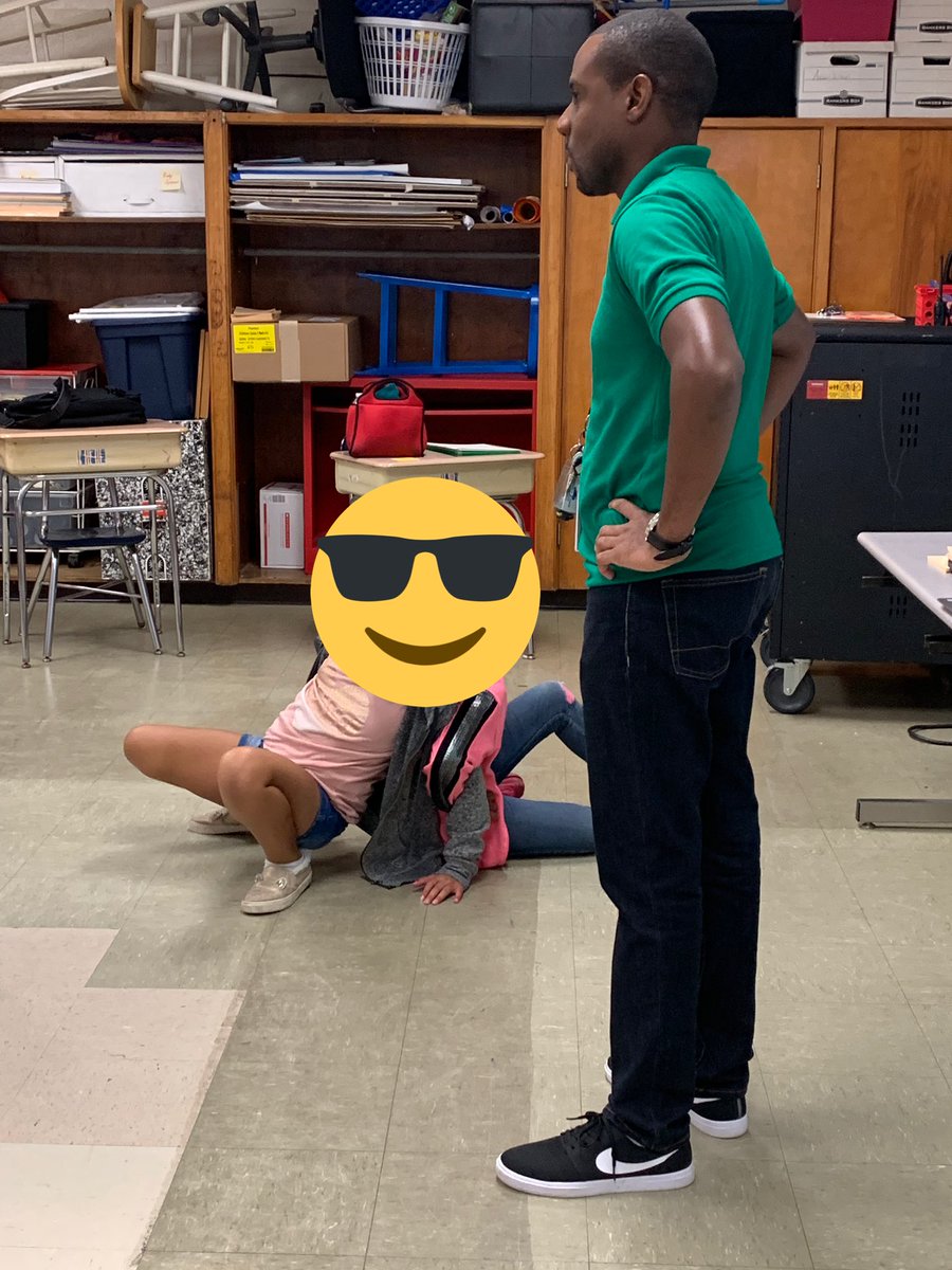 cshep8494's tweet image. Great week at Rock Star Reading Camp! From sorting words, identifying key details, to experimenting with push and pull our students have been very engaged and our teachers have done a great job!  @tteach22 @KHill_educator @katiegreene25 #litnccs #2019ccsrtacamp