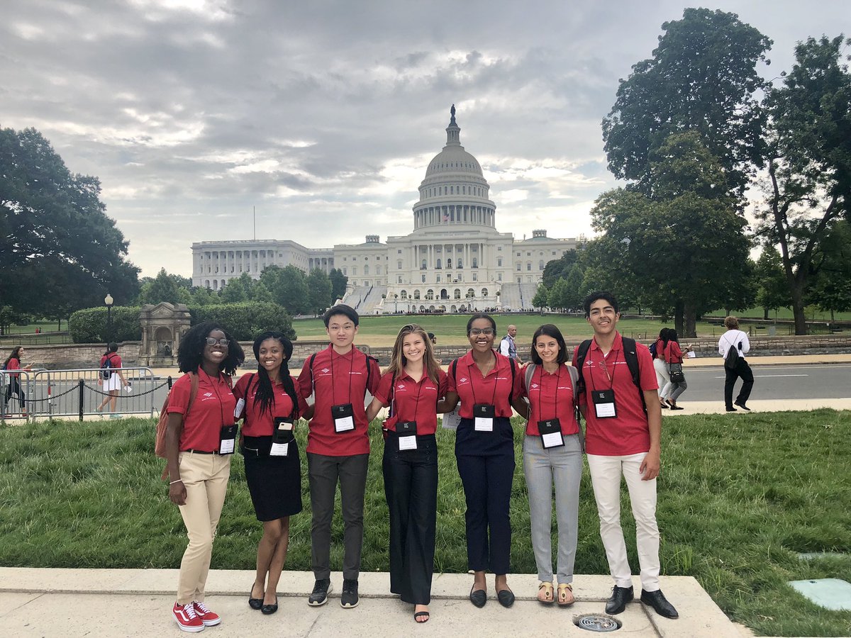 AChistolini's tweet photo. Incredible day on Capitol Hill for our #Boston and #Worcester #BofAStudentLeaders, meeting with the offices of @sethmoulton, @AyannaPressley, @EdMarkey. Can’t wait for them to take their lessons learned back home to serve, inspire, change! https://t.co/1lG9yMzc7S