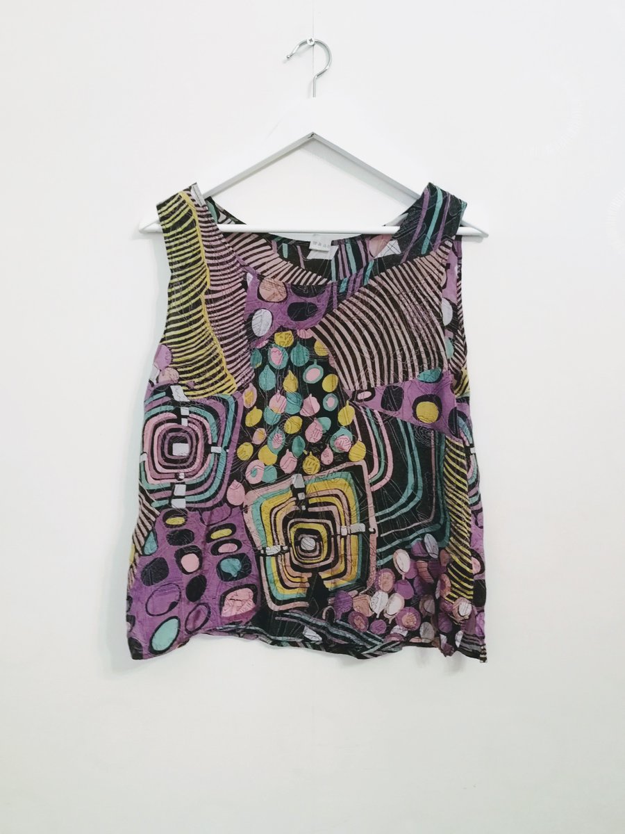 smistel's tweet photo. MIx Color #Abstract Pattern #Retro Top , #Vintage #Colorful #Blouse #tops https://t.co/DdqSMUsPzK via @Etsy https://t.co/zCHUsmcOZd