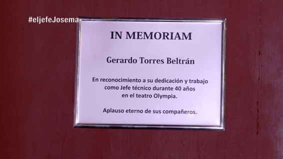 ElJefelaSexta's tweet photo. 🔴 Josema Yuste le muestra a Noemí que han colocado una placa en honor a su padre 😍  ¡¡Qué forma más bonita de terminar el programa !!  🥰  https://t.co/jhHOURjCkF #eljefeJosema https://t.co/S5SiqSkyFq