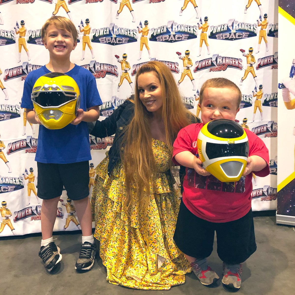 TLCYellowRanger's tweet photo. ๐๐โก๏ธ
#MightyCon #StLouisMightyCon #StLouis #ComicCon #StCharles #Missouri #HistoricallyAwesome #DiscoverSTC #StLouisComicCon #PowerRangers #YellowRanger #stRangerThingsย @MightyconShows https://t.co/4x5njSFbHB