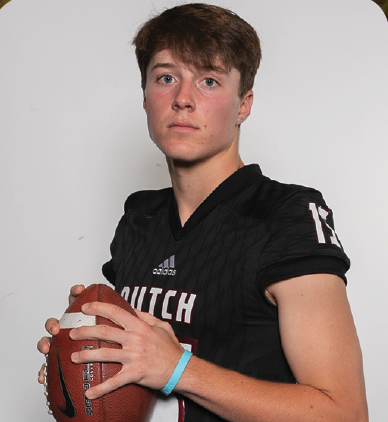 VYPEOK's tweet photo. VYPE Top 100 Mr. Football Nominee Revealed: Wallace Clark – Holland Hall Dutch
Presented by @Shelter_Ins 

https://t.co/a2iAg3DWBj #OKPreps https://t.co/GyCD782sEY