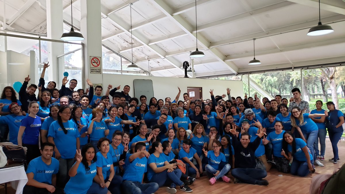 NeuvaBiz's tweet photo. Felices de haber sido parte de su plenaria trimestral. Gracias!! @dontworry_mx @Lorelore28 @paulinaloc @adrianamstone #FelicidadExponencial https://t.co/q7FvrLbt1m