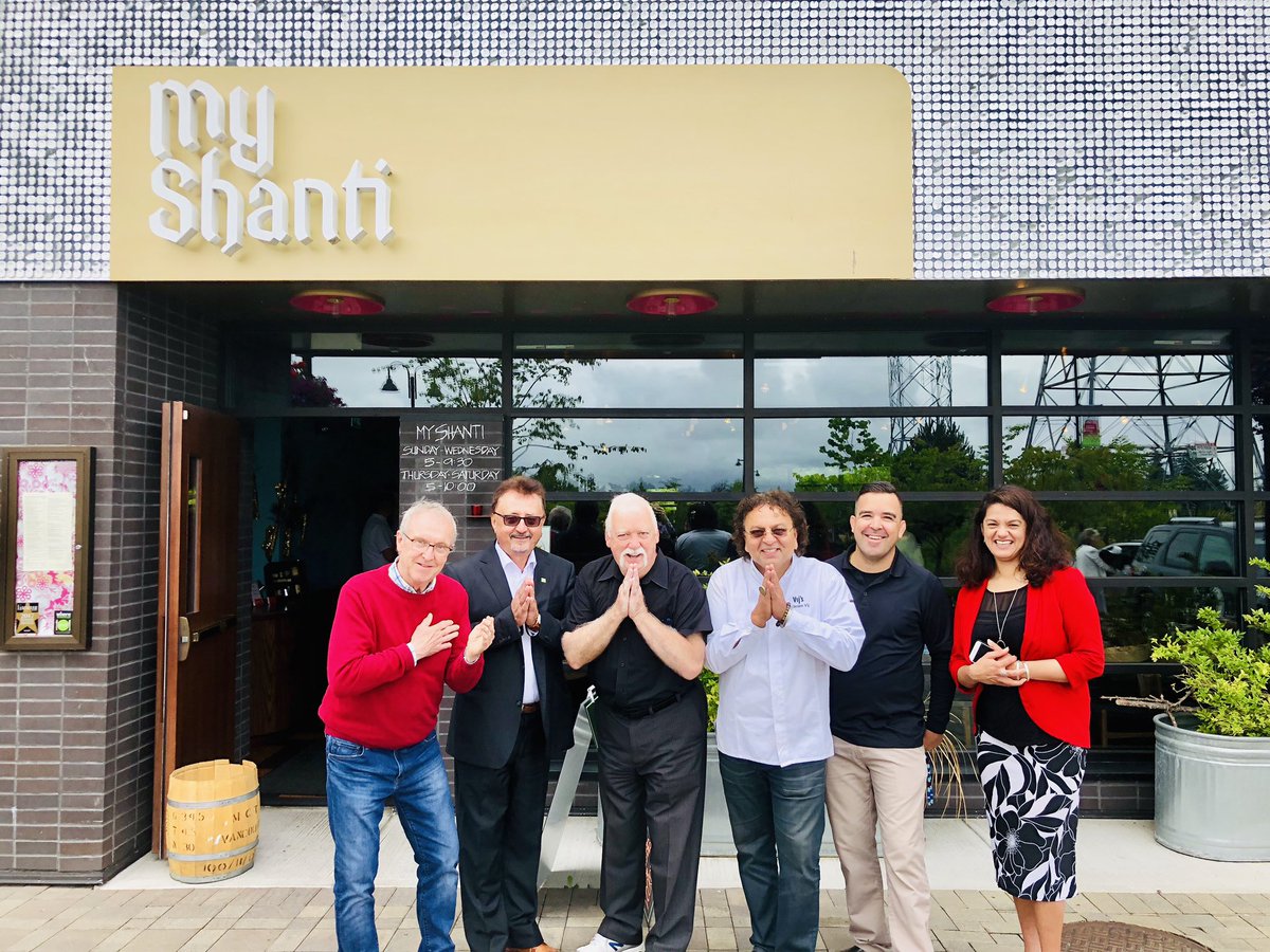 Media launch done #chefsForThePier dinner tickets are now available at friendsodthepier.com An extraordinary dining experience featuring some of the best chefs around. Help rebuild the iconic pier. Buy your ticket today .<a href="/PierFriends/">Friends of the Pier</a> <a href="/Vijs_MyShanti/">My Shanti</a> @sswrchamber <a href="/whiterockcity/">City of White Rock</a>