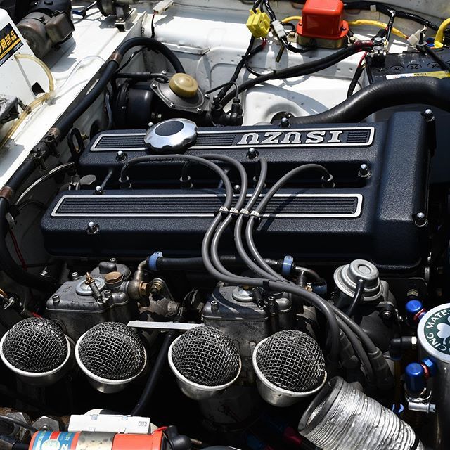 bpsrr4851's tweet photo. オールドカーinK'zROAD #いすゞ #ベレット #isuzu #bellett #gt #typer #pr91w #浜松 #春野 #オールドカー #oldcar #ケーズロード https://t.co/NWKmSow8Yk https://t.co/aWONouKOy6