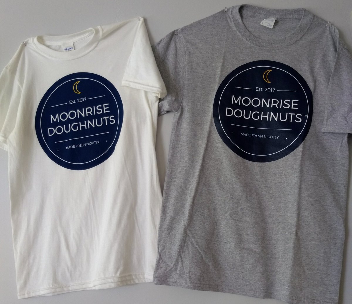 moonrisedonuts's tweet image. Hello Moonrise Nation! This is the NEW official Twitter account of Moonrise Doughnuts in Latonia, KY! As a gift to our Twitter fans we will be giving away 3 FREE t-shirts! To enter the giveaway, you just have to retweet this post and follow us! Good luck everybody! 😊🍩