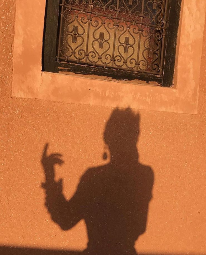 MimounaOfficial's tweet photo. Our oil is the lifeblood that flows from the earth through the Berber people. ✨

Organic and vital, it empowers the women of our homeland from its harvesting to its production and utilization, linking generation to each new generation. 👵👩👩👩💫
#MIMOUNABOTANICALS #BETTERBEAUTY https://t.co/LYiA04K3d9
