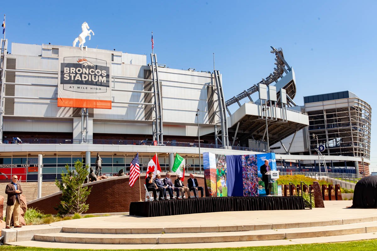 denversports's tweet photo. We're so excited to announce we're launching a bid to bring the 2026 FIFA World Cup to Denver! We shared the big news this am, along w/ other soccer &amp; community organizations at @broncosstadium. To sign up to show your support, go to https://t.co/Kea5p7Qe9q and use #denver2026 https://t.co/3OjLaE8ysF