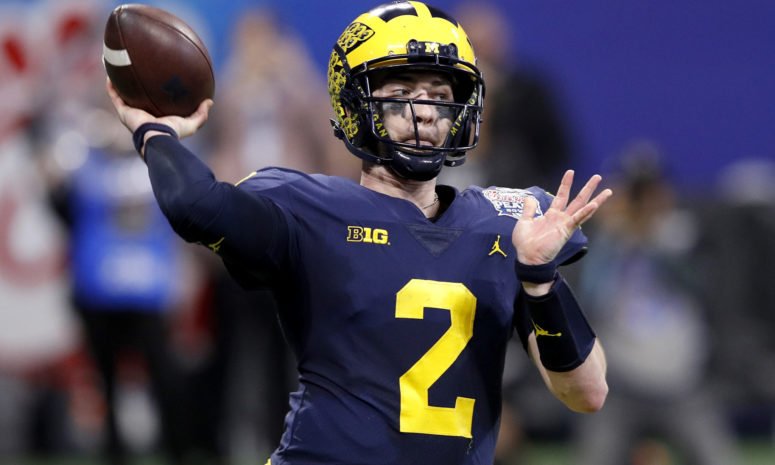 🚨BEST #B1G QB'S🚨

1. Adrian Martinez #Huskers
2. Justin Fields #Buckeyes
3. Nate Stanley #Hawkeyes
4. Shea Patterson #Michigan
5. Josh Jackson #Terrapins
6. Brian Lewerke #Spartans
7. Hunter Johnson #Wildcats
8. Elijah Sindelar #Boilers