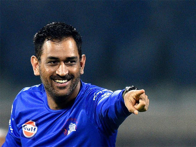 Parag_Sasturkar's tweet photo. Tum ho toh hum hai, tum nahi toh kuch bhi nahi... Mahi bhai, this isn't the time, so, please don't even think about your retirement from international cricket 😔😞 There is so much of cricket left in you and we all believe in you and your invaluable support to the team!! @msdhoni https://t.co/FZVQUnMRoJ