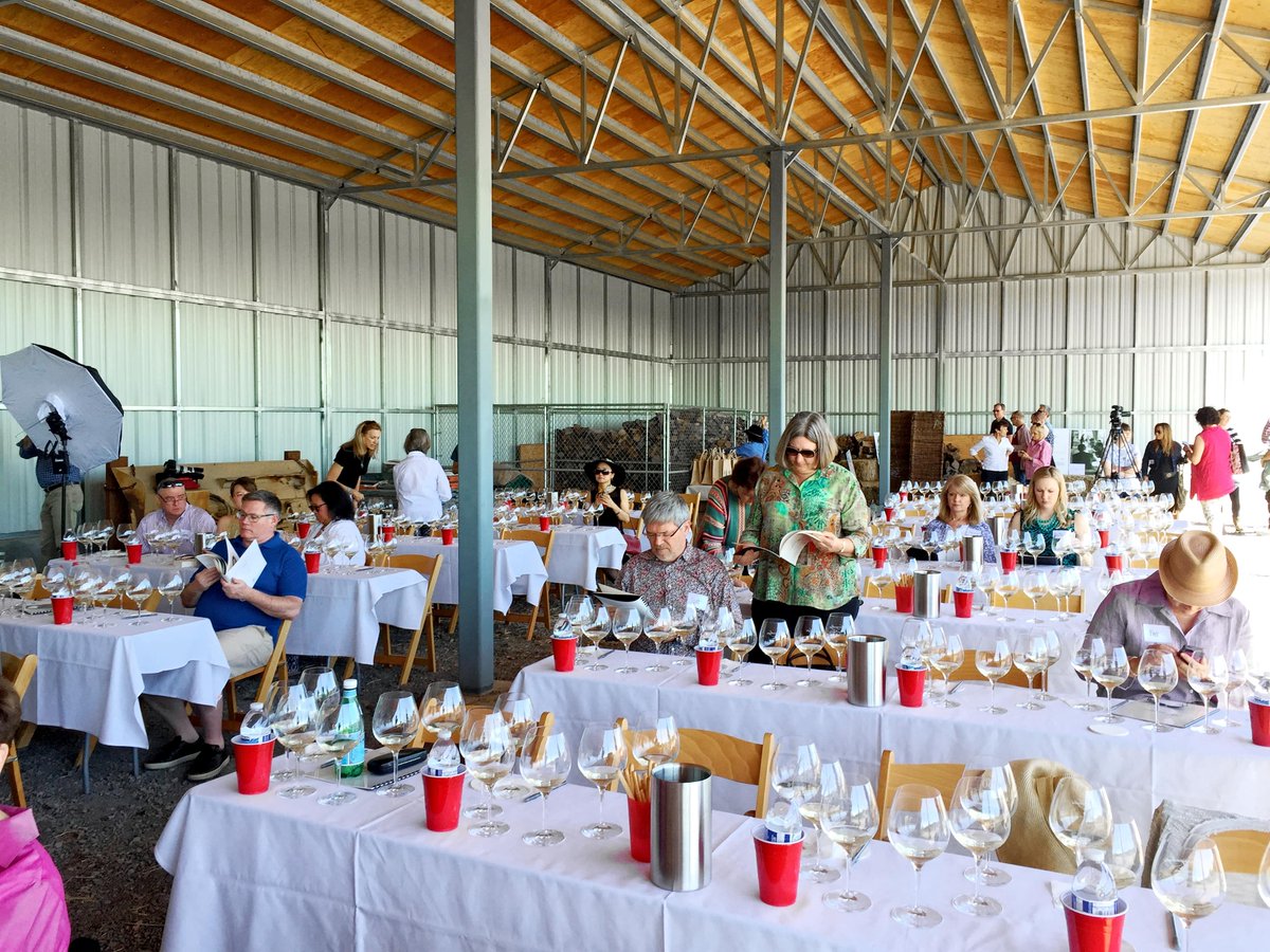 PalateXposure's tweet photo. Sonoma County Barrel Auction Part 3 https://t.co/pmxhP13kTw #wine #food #travel #socoba @sonomavintners https://t.co/vSMc1qblgE