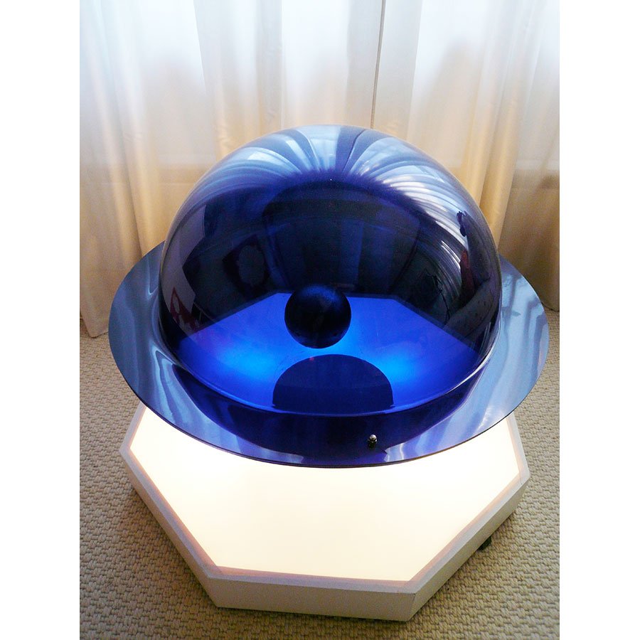 Montecrossa's tweet photo. #art design by Michel #Montecrossa light object 'Universal Light Object Archetype’ @lebalzin @JustWilliamT @theofania40 @mhall55nine @iliana_uribe @ejlazar @choochad95 @pinoywilson @sgaparwezi #design #lightobject #universal #artist #contemporaryartist #originalart #archetype https://t.co/9p4xZ8RDyY
