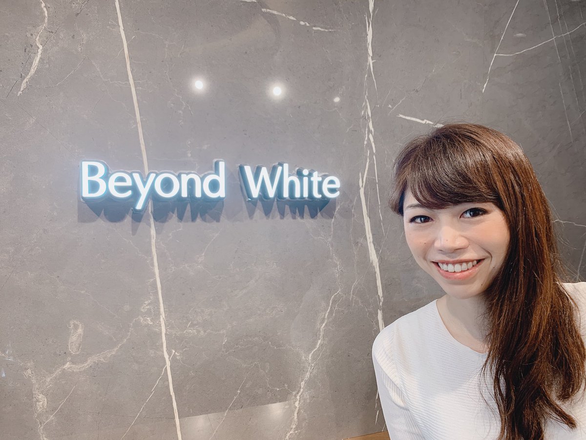 _TedPillow's tweet photo. 中目黒駅近くのセルフホワイトニングSalon「beyond white」さんへ！
Open記念キャンペーンで無料でやっていただきましたー！
一回でも少し白くなった気する！

https://t.co/Yojr7nbdpj

#beyondwhite
#セルフホワイトニング
#中目黒 https://t.co/V3g1Vge8AK