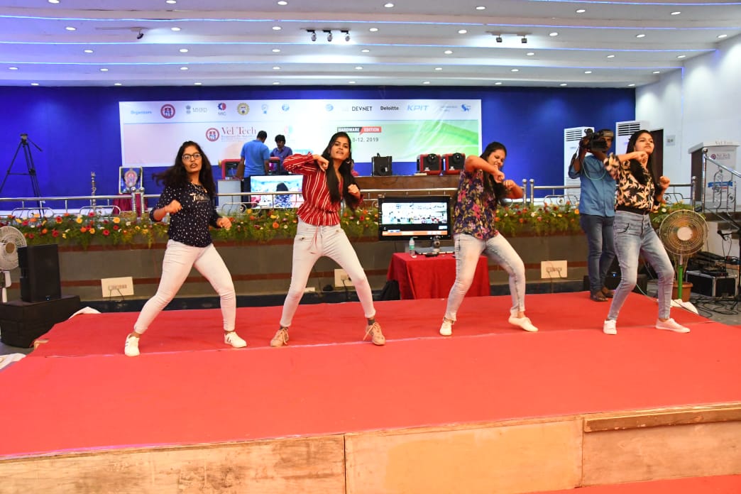 veltechofficial's tweet photo. Day 4 Cultural Programme in #Smart_India_Hackathon at #Vel_Tech
@SIH2019 @SIH2019HardwareEdition @SIH2019GrandFinale @sih2019 @innovation @HRDMinistry @Persistentsys @AICTE_INDIA @mhrd_innovation @i4CIndia https://t.co/UKlyrsCQut