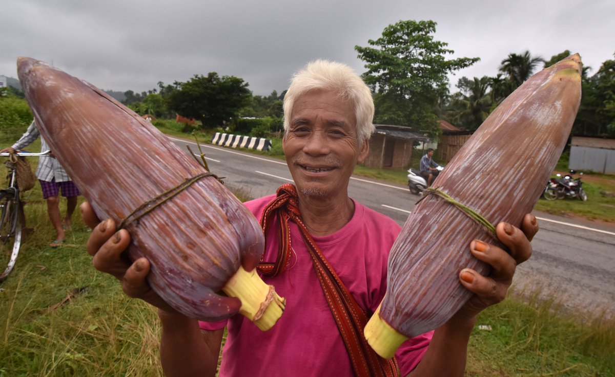UNDP_India's tweet image. #DYK? Among the 10 countries for which @hdrundp analyzed changes over time, India &amp;amp; Cambodia made the fastest improvements in MPI values. India also showed commitment to #LNOB – the poorest groups made faster progress. #NoPoverty #MultidimensionalPovertyIndex #FridayThoughts