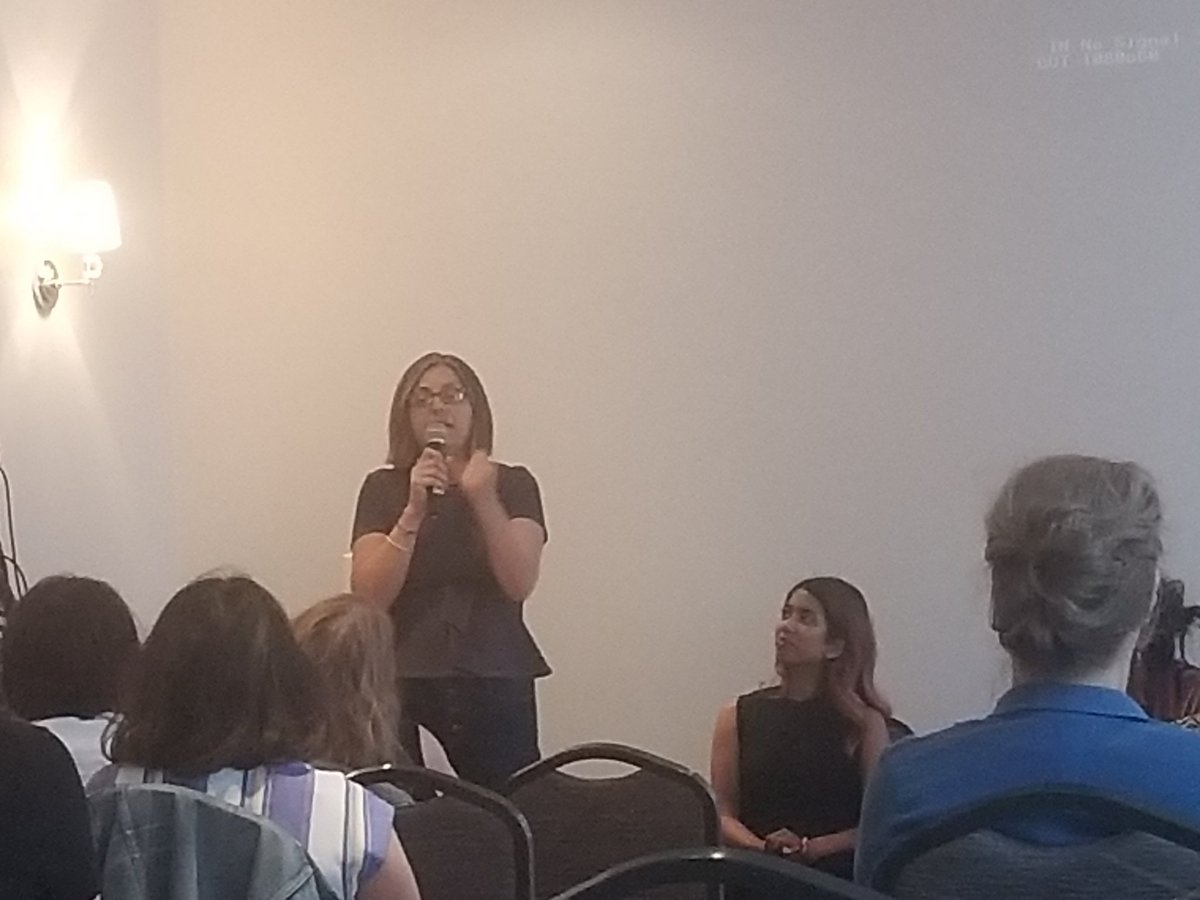 theMTspace's tweet image. "As established artists, we have a responsibility to mentor and create new spaces for the next generation"

Thank you @IsabelCisterna, you have been a shining example for #kwarts.