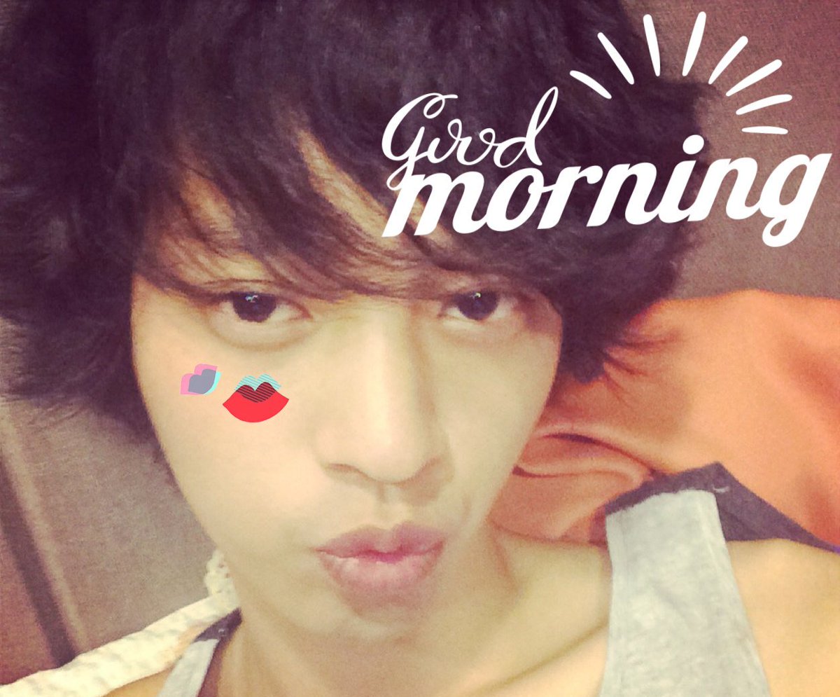 sibal_qis's tweet photo. Dapat salam dari si gembel, "Good morning everyone!"
#jungjoonyoung
#jungbrahimovic
#morningangel https://t.co/ry111aY7wl