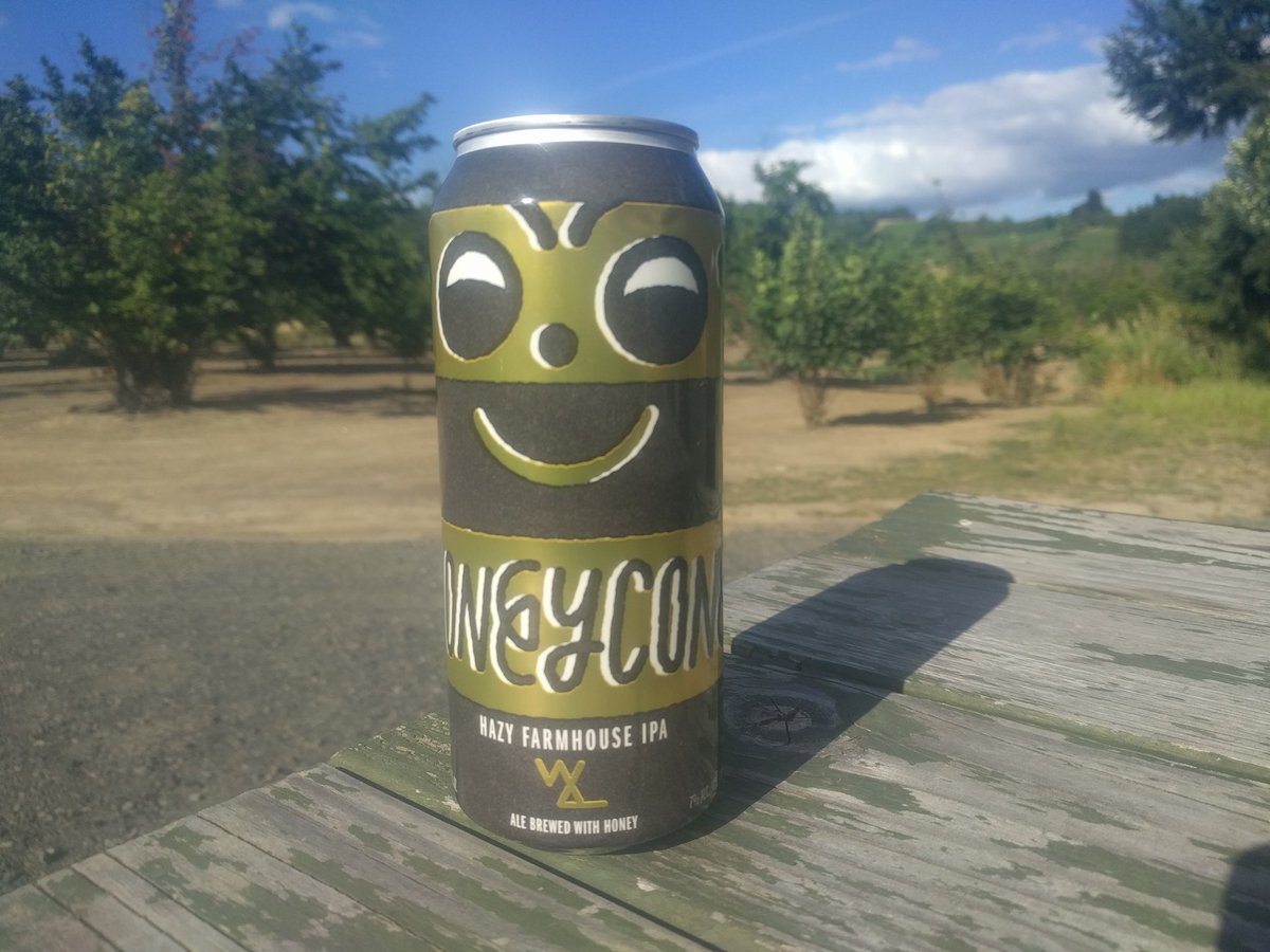 MrsRateBeer's tweet image. Beautiful day to enjoy a hazy IPA at @wolvesandpeople