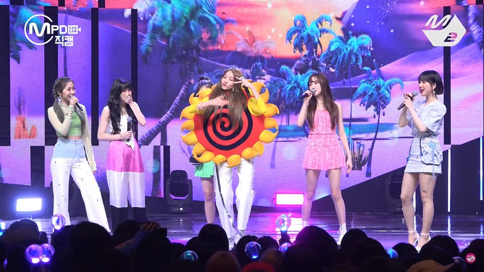 CorazoncitoOmuj's tweet photo. 11.07.19 【MPD】 GFRIEND Encore Stage Mnet MCountdown de hoy!
#열대야 #FEVER
#GFRIEND56thWin #FEVER3rdWin 🏆🏆🏆
🔗Link: https://t.co/X9tguJqhun
#GFRIEND #여자친구 #ヨジャチング https://t.co/fg8VDLQjmr