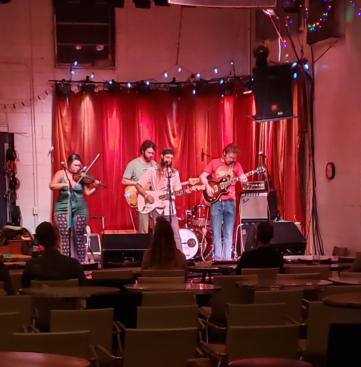 JessWIsner's tweet image. Look at all these people missing out on a great show by @gypsieoutfit at the @redlightcafe