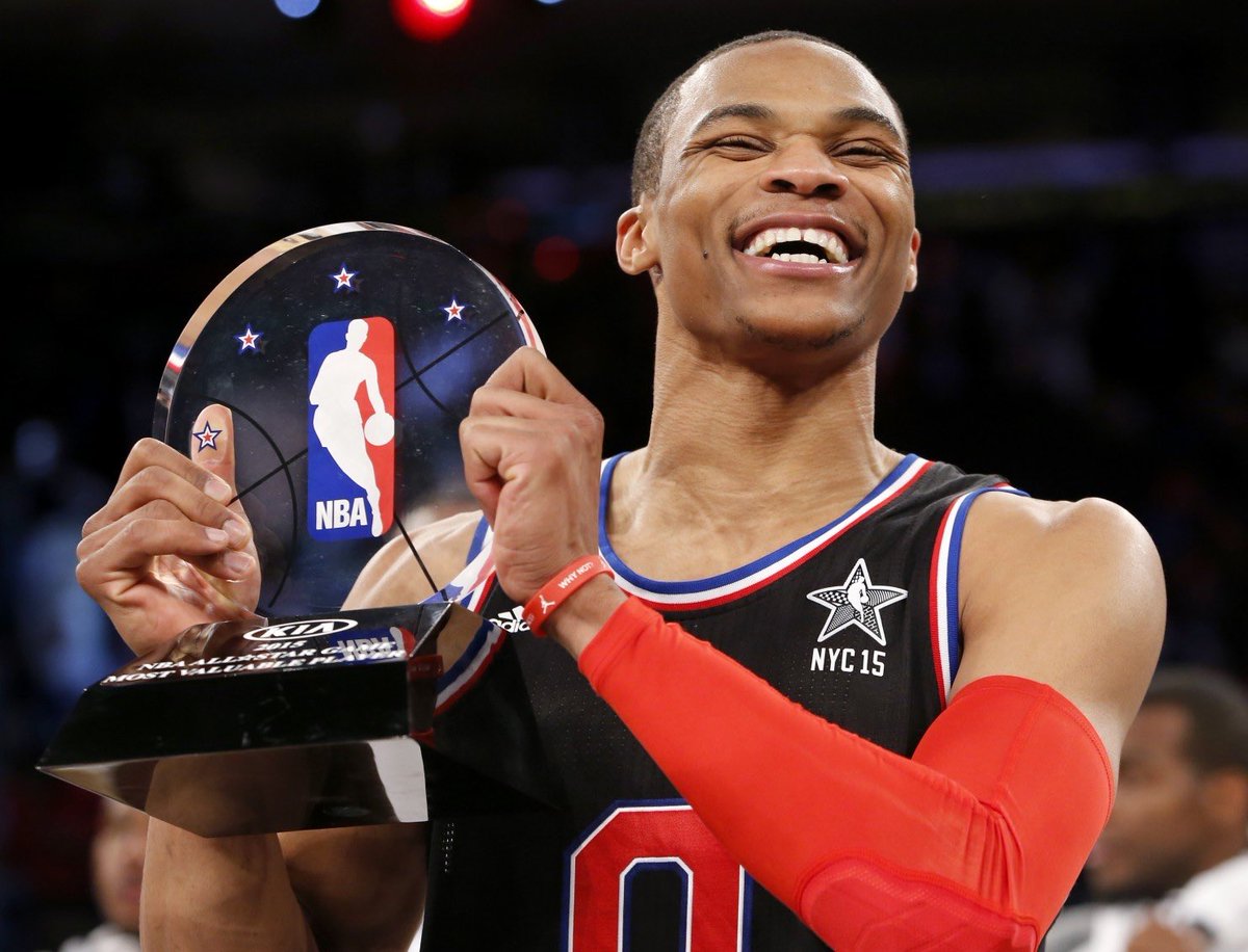 OKCThunderFR's tweet photo. Une loyauté inébranlable, un amour inéluctable pour la balle orange et la ville d’Oklahoma, un compétiteur hors pair et un mental d’acier. Tu es le plus grand joueur de l’histoire du Thunder et tu resteras dans le cœur de tous les fans ! Merci pour ces 11 années, @russwest44 ! https://t.co/t2XJqtVhQr