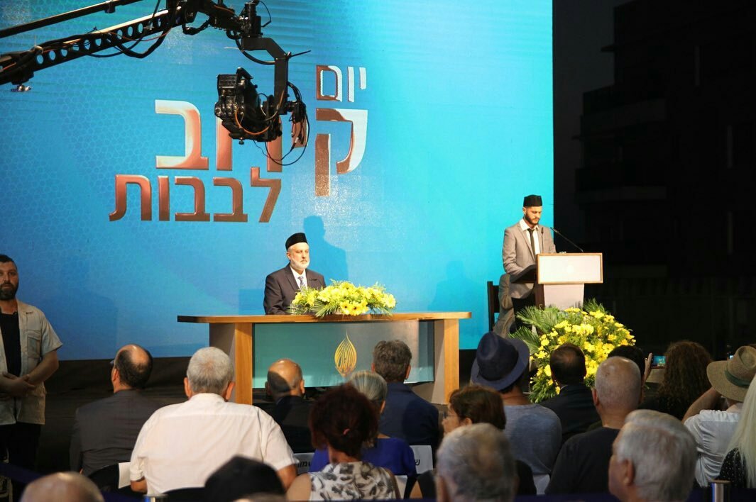 JalsaWorldwide's tweet photo. Jalsa Salana Kababir in Holy Land First Day
#JalsaSalana #JalsaKababir #JalsaConnect #Islam #Ahmadiyyat #IslamInArab #IslamInIsrael #IslamInPalestine #AhmadiyyatInArab #AhmadiyyatInIsrael #AhmadiyyatInPalestine #MuslimForPeace https://t.co/ZhH7BO7QAU