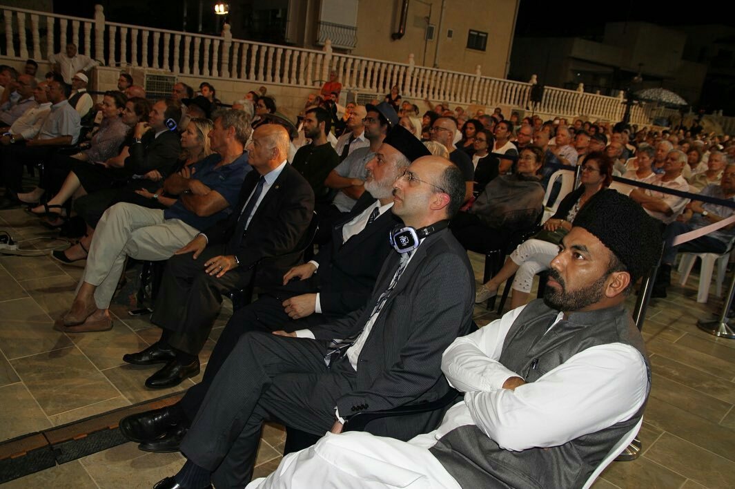 JalsaWorldwide's tweet photo. Jalsa Salana Kababir in Holy Land First Day
#JalsaSalana #JalsaKababir #JalsaConnect #Islam #Ahmadiyyat #IslamInArab #IslamInIsrael #IslamInPalestine #AhmadiyyatInArab #AhmadiyyatInIsrael #AhmadiyyatInPalestine #MuslimForPeace https://t.co/ZhH7BO7QAU
