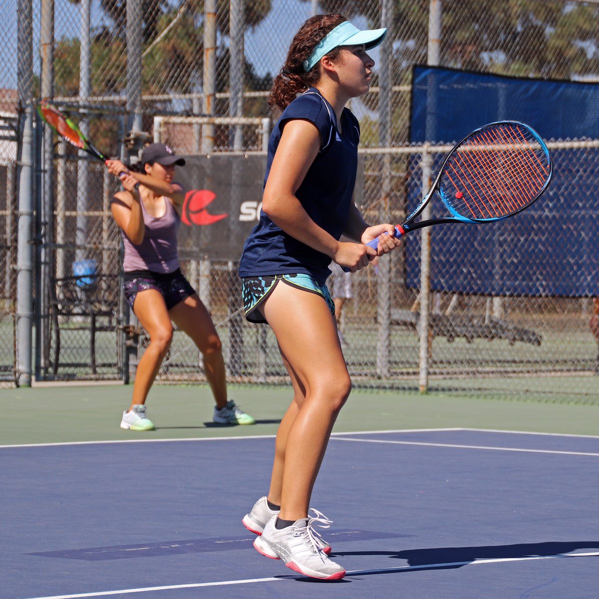 USTASoCal's tweet photo. The women were flying today in both singles and doubles at #USTASoCal #OpenSectionals! Among those advancing to tomorrow's singles quarterfinals at #LakewoodTennisCenter was Midori Castillo, fresh off her #JuniorSectionals title last month. #SoCalTennis https://t.co/GtDdVpJVfs
