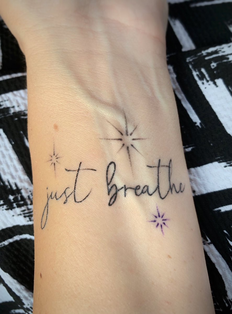 jade1183's tweet photo. Sometime you just need a reminder..... #justbreathe #cysticfibrosis #cfwarrior #cfawareness. Thank you @paulo_artandstuff https://t.co/WXzE7IOUoq