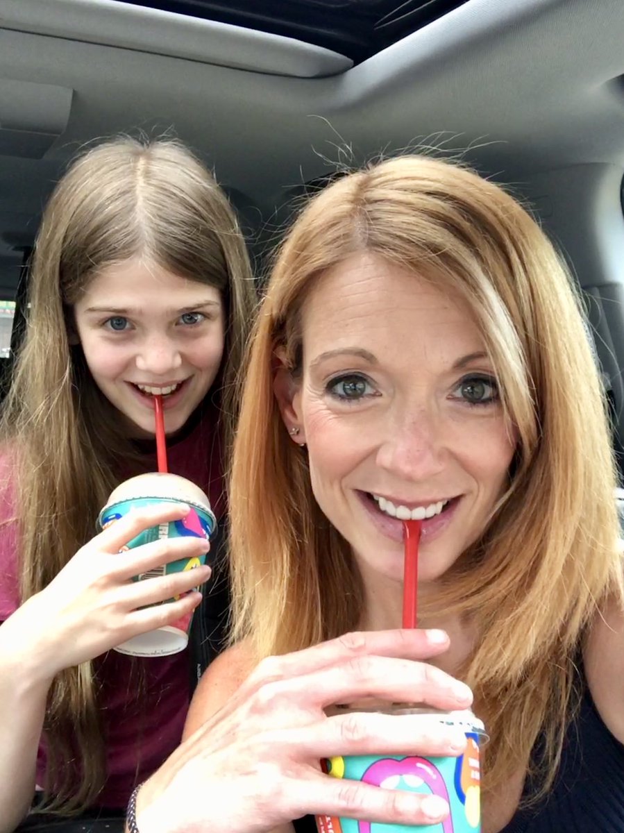 JeanetteNJ's tweet photo. Hope you all enjoyed this great national holiday @7eleven Day! #slurplife #SlurpeeDay #Slurpfree https://t.co/o2wP99lyRo