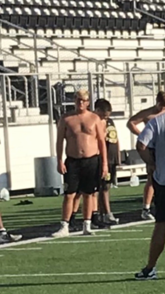 DavidAlex72's tweet image. Everyone on the line!!! #bigmanproblems