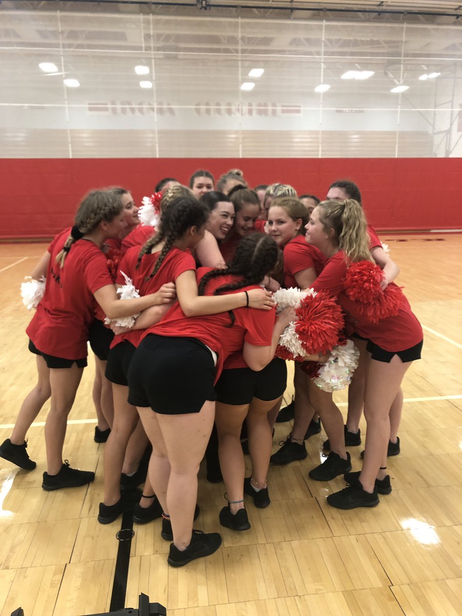 ChurchillPompon's tweet photo. Day three is complete! Thank you @ashlynkelly_ for making this camp as close to the actual camp as possible🤩 we all love you lots❤️ #carnivalday https://t.co/w8SE1p2z3w