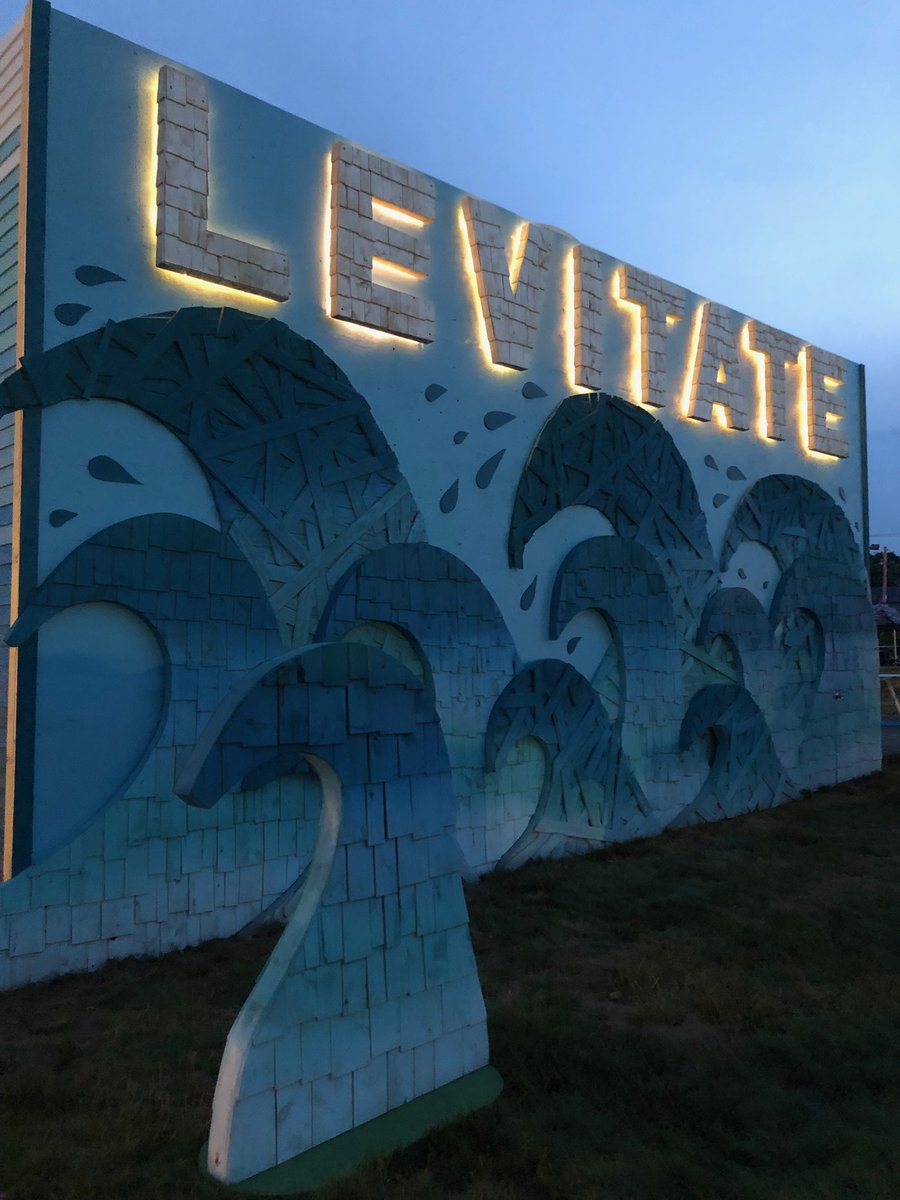Levitate_Fest's tweet photo. 💫 Good night. See you tomorrow! #LevitateFest https://t.co/VC32bOIDsx