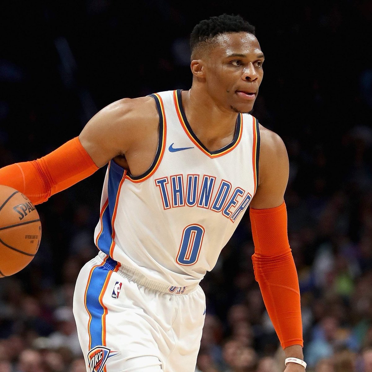 OmarJordiR's tweet photo. El mejor de nuestra historia , ejemplo de lealtad , esfuerzo , lucha y sacrificio. Gana lo que te mereces en Houston.
Siempre en tu equipo Russ , Eres historia viva. Uno de mis referentes.
#ThunderUp #0KC ⚡⚡⚡ https://t.co/VHCzNvFIp1
