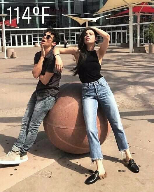 SofiaCarsonCol's tweet photo. Esto es tan triste💔 https://t.co/Ooxw2v2UuC