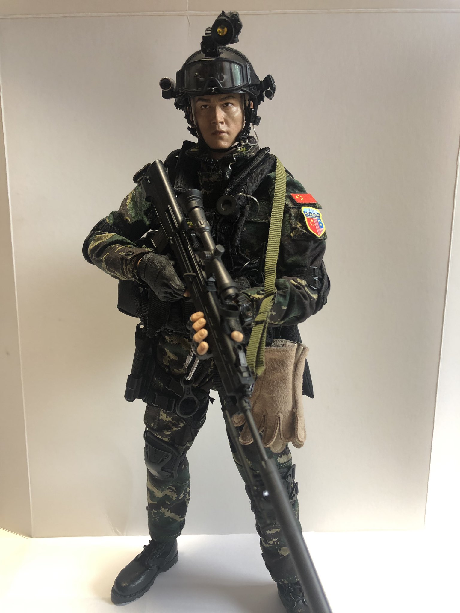 筆髭 書記長 Twitter પર インカムとかで悪戦苦闘しながらもなんとか完成 かっこいい Damtoys 1 6 中国人民解放軍陸軍特戦 T Co Eqizb8rnxk Twitter