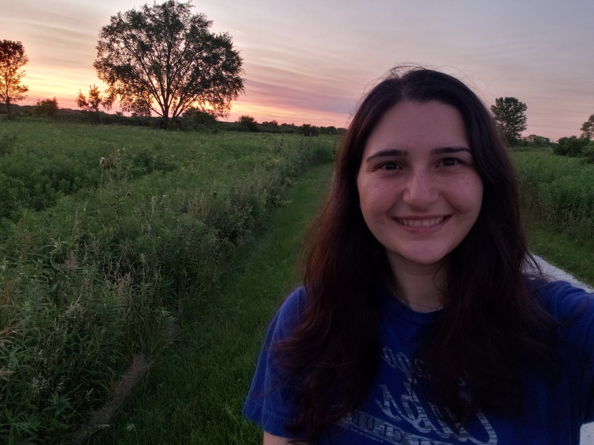 CallMeMsAdra's tweet photo. Enjoying a beautiful sunset! #SandburgSummerSelfie @SandburgD86 https://t.co/Ldu9bWyP1p