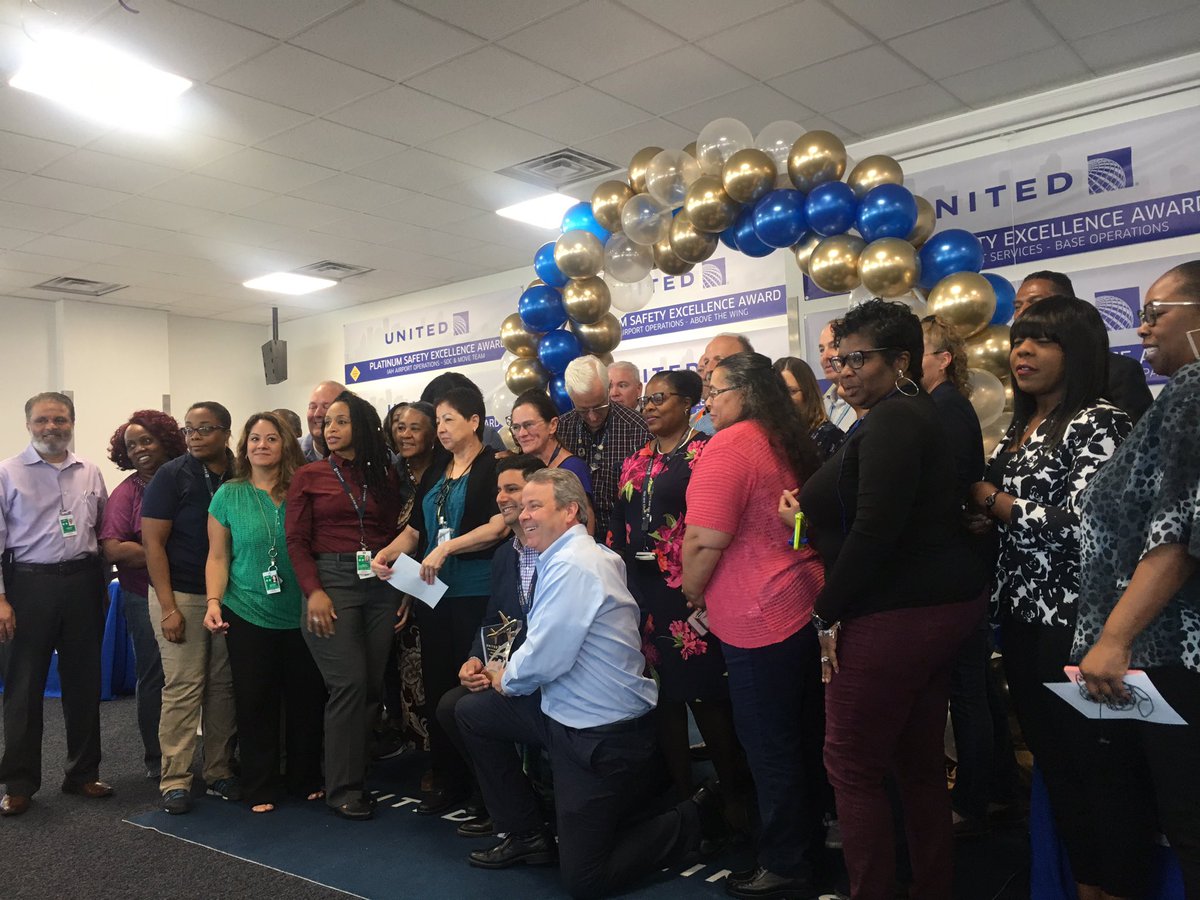 vargas_cara's tweet photo. Safety is happening at IAH! It was a great ‘out of this world’ celebration today with astronaut Ken Cameron and our leadership team. #SafetyFirst #Gold #VPP #OneHubOneTeam @weareunited https://t.co/PbG4YHp8aY