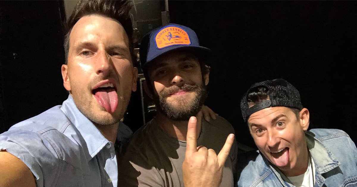 kdodd_4's tweet photo. What a fun weekend in Texas!  @russelled  @ThomasRhett How about adding Oklahoma to your HOT Summer tour?  Oklahoma is HOT!! https://t.co/947NXo0gDe