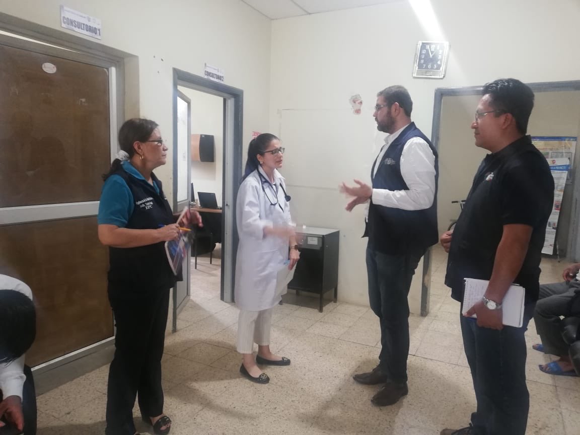 DPManabiSalud's tweet photo. #Paján Pedro Vera Director Distrital recorre junto a su equipo de trabajo las unidades operativas para constatar el correcto funcionamiento de los mismos, y garantizar la oportuna atención de pacientes, comprobando los flujos de atención adecuados. https://t.co/CVacqA3y4J