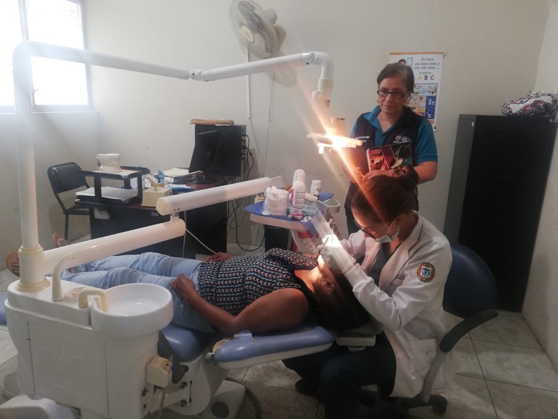DPManabiSalud's tweet photo. #Paján Pedro Vera Director Distrital recorre junto a su equipo de trabajo las unidades operativas para constatar el correcto funcionamiento de los mismos, y garantizar la oportuna atención de pacientes, comprobando los flujos de atención adecuados. https://t.co/CVacqA3y4J