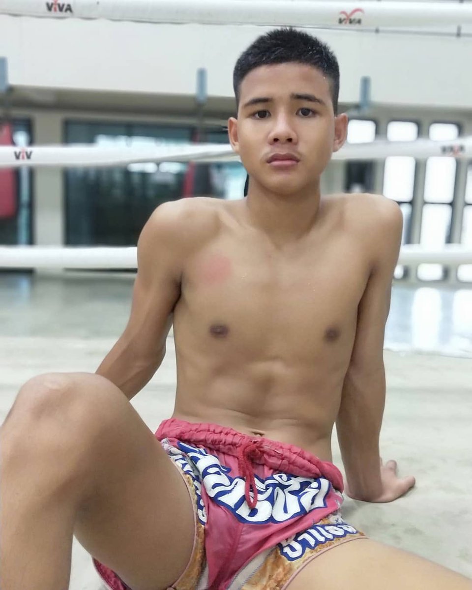theshabar's tweet photo. อยากใส่เดี่ยวแต่เช้าเลยจ้าาาา 🤼‍♂️ ll ig : satan_eisan #เสพติดผู้ชาย @theshabar2 https://t.co/NzhAorAF3d